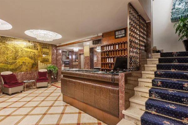 Hotel Montecarlo Main image